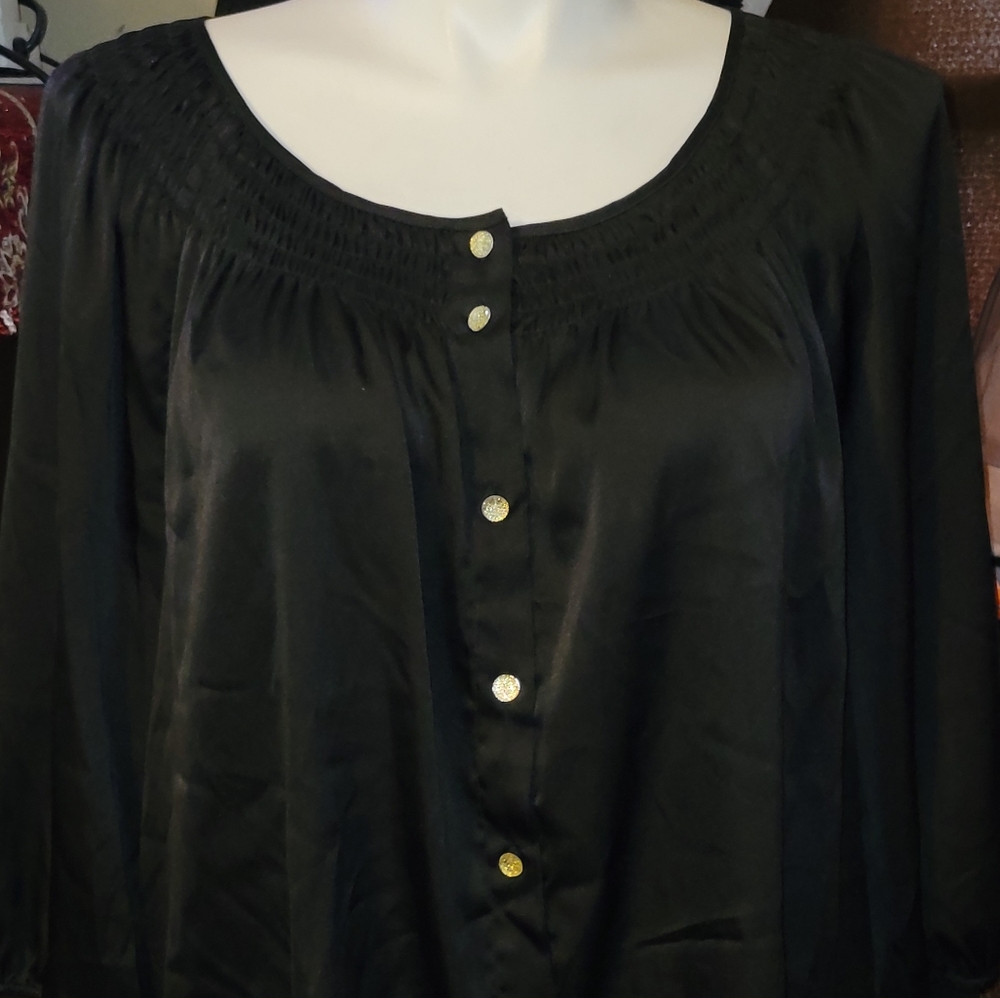 Plus Size Black Top - Picture 4 of 6